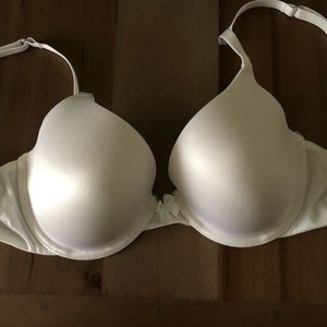 Aerie 32C “sofie”